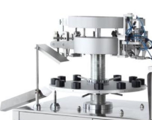 Macchina multifunzionale per il riempimento e la sigillatura della pasta 15 can / min