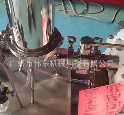 Attrezzatura per la produzione di profumi a tenuta stagna