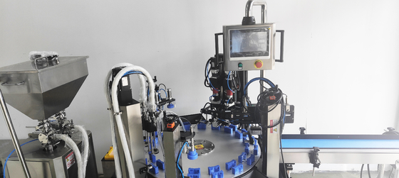 Macchina di rifornimento automatizzata 20-300ml di acciaio inossidabile con il coperchiamento