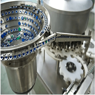 Trattamento di coperchiamento completamente automatico completo di sigillamento del macchinario di Juice Filling Machine della frutta fresca