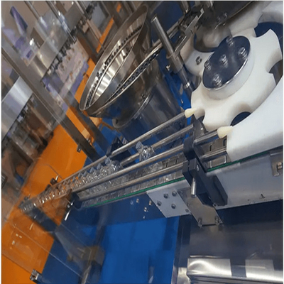 Trattamento di coperchiamento completamente automatico completo di sigillamento del macchinario di Juice Filling Machine della frutta fresca