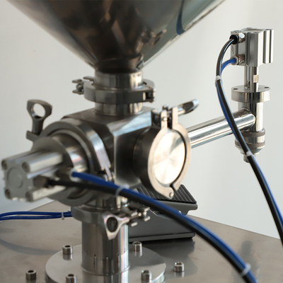 I semi hanno automatizzato l'acciaio inossidabile della macchina di rifornimento del liquido della pasta 304 verticali