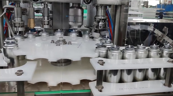 300ml ha automatizzato la macchina di rifornimento per la linea di produzione di riempimento automatica dell'aerosol
