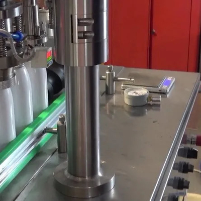 Gli spruzzi automatici del corpo dei semi della macchina di rifornimento dell'aerosol di precisione profumano la cassaforte dell'aerosol per funzionare