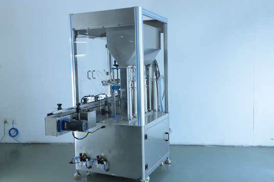 10 Teste 450 kg Cosmetico Liquid Machine di Riempimento Con 220V 50Hz alimentazione