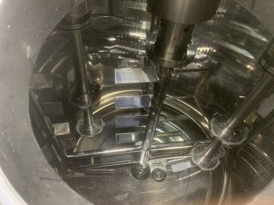 miscelatore cosmetico dell'emulsionante di 65rpm 50-5000L con il sistema facoltativo di vuoto