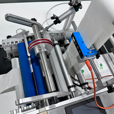 Etichettatrice di coperchiamento di riempimento rotonda della bottiglia 220V 50HZ per l'industriale