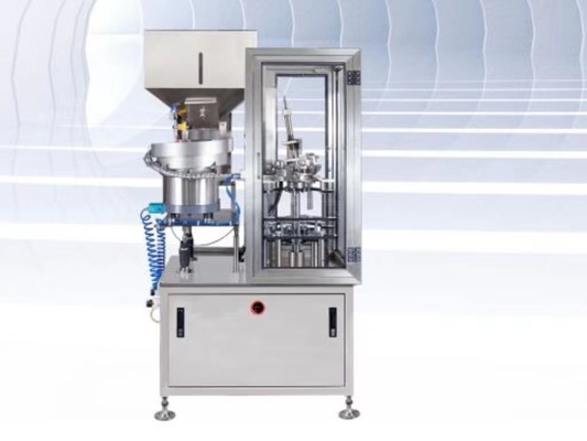 Macchina di riempimento automatizzata in acciaio inossidabile 20-700 ml personalizzabile 40-70 bottiglie / min